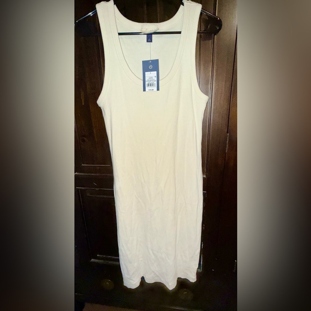 Sleeveless Cream Dress
